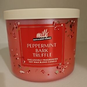 Milk Bath & Body Works Peppermint Bark Truffle Candle